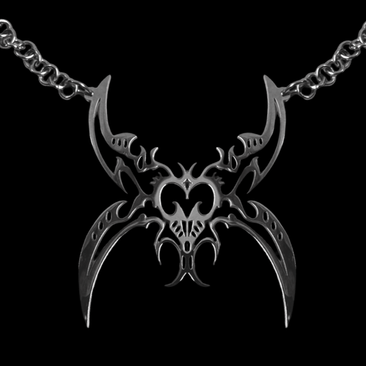 BLADE-FLY NECKLACE