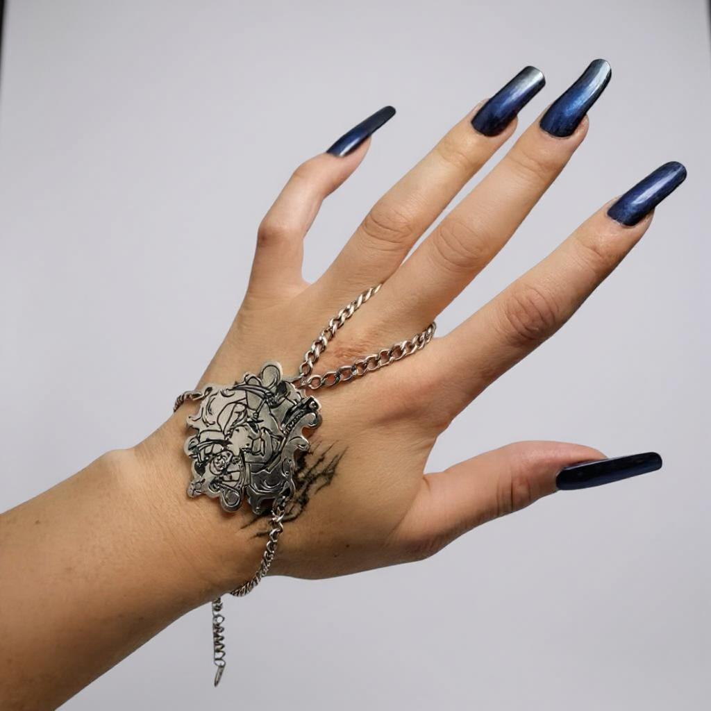 GAUNTLET WRISTLET 2.0