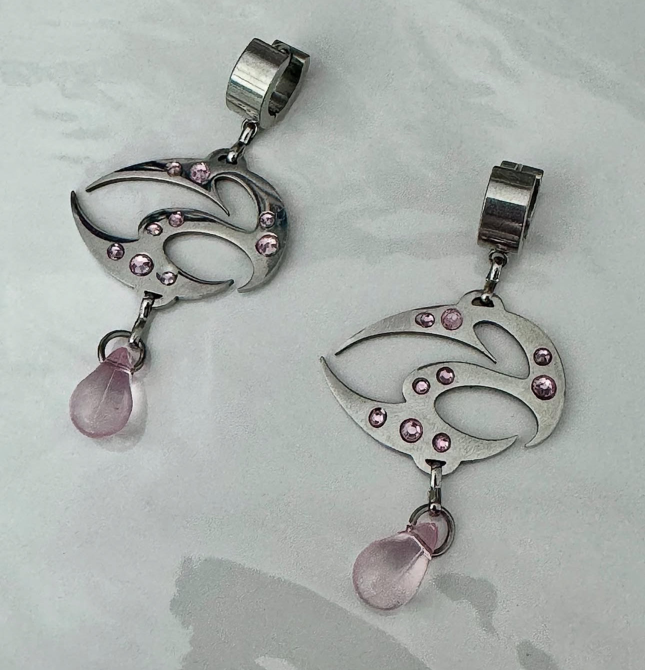 PINK VOID DROPLET EARRINGS