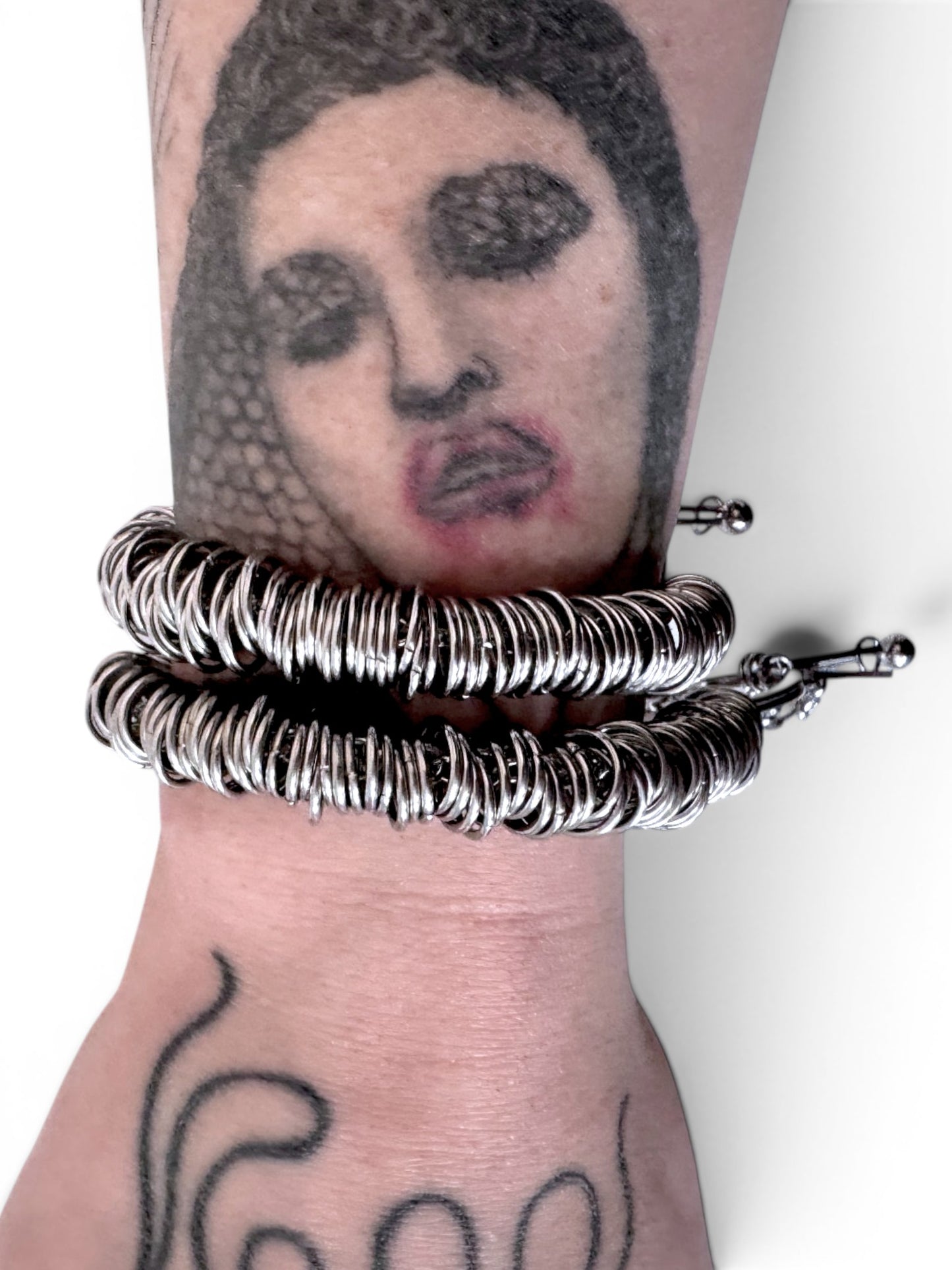METAL TORNADO BRACELET V1