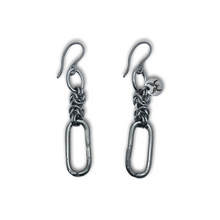 Load image into Gallery viewer, HARDWARE EARRINGS 1004
