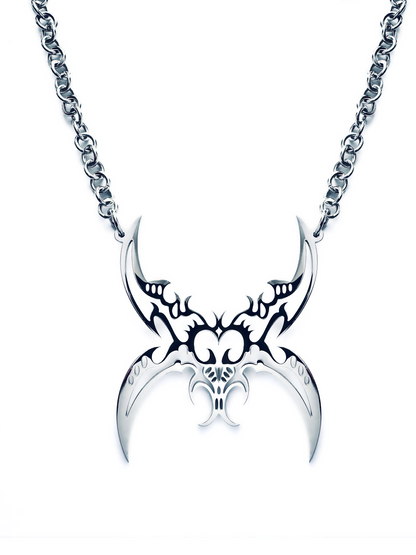 BLADE-FLY NECKLACE