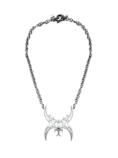 BLADE-FLY NECKLACE