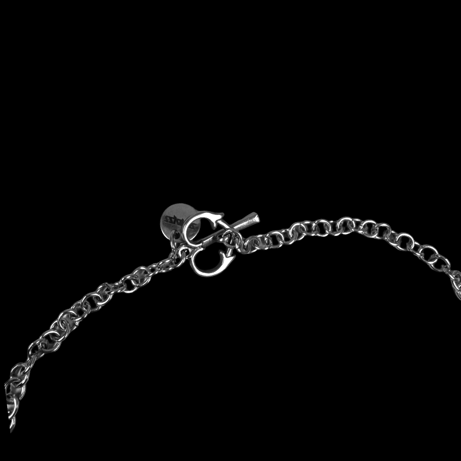 BLADE-FLY NECKLACE