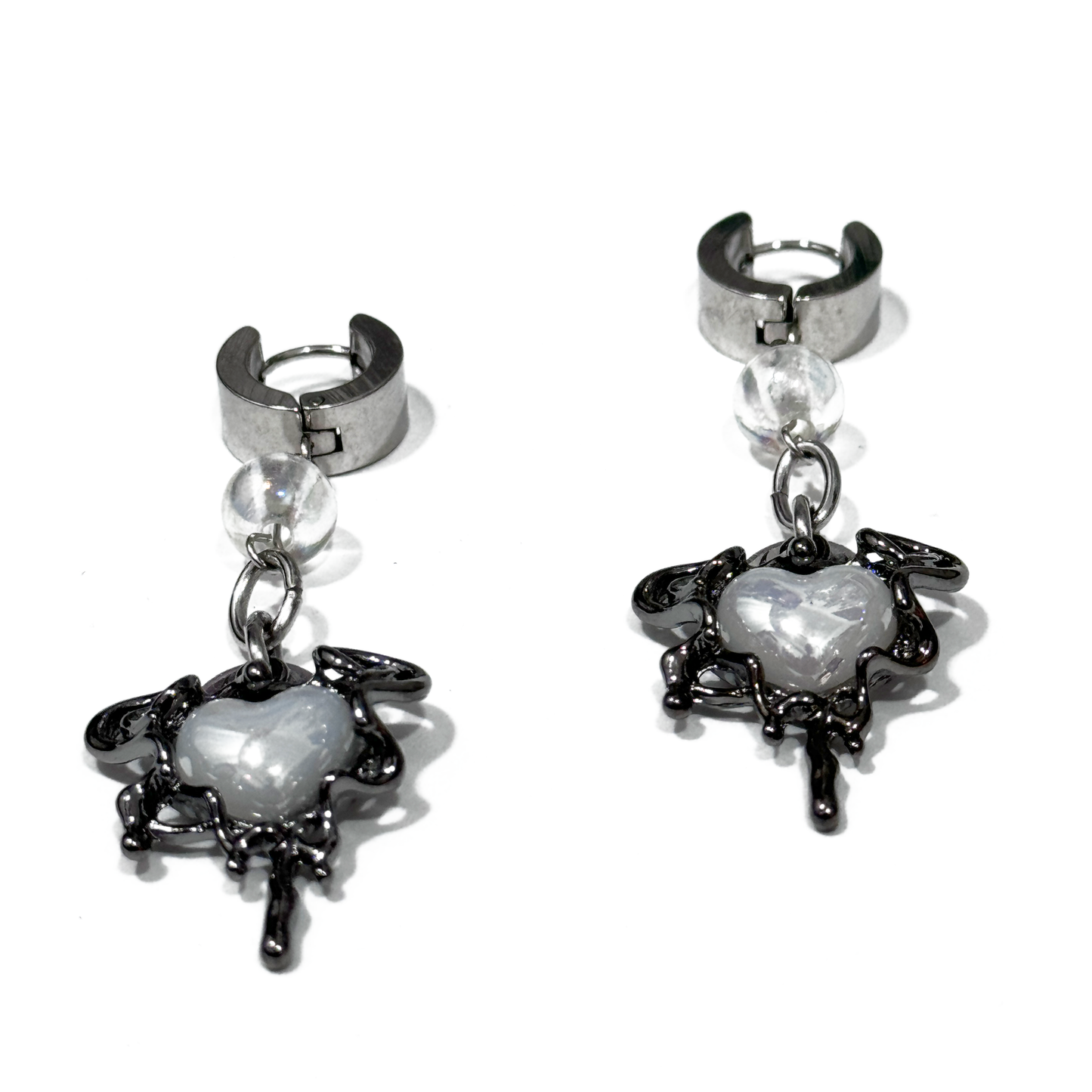 HEART PEARLY EARRINGS