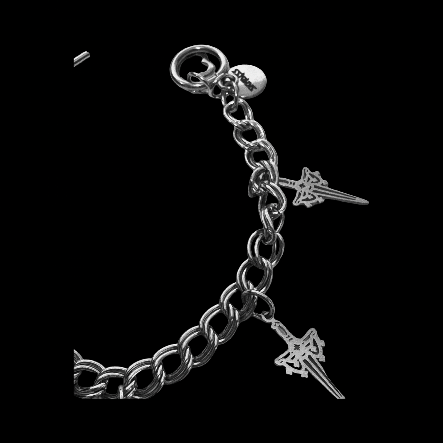 DAGGER STAR BRACELET