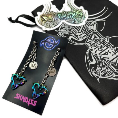 THORNED HEART EARRiNGS