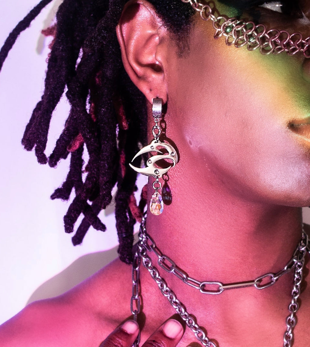 DEW RHINESTONE EARRINGS