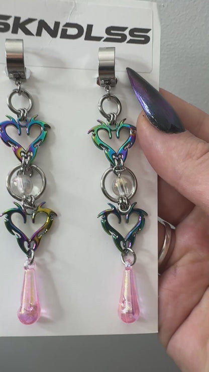 THORNED HEART 2.0 EARRiNGS