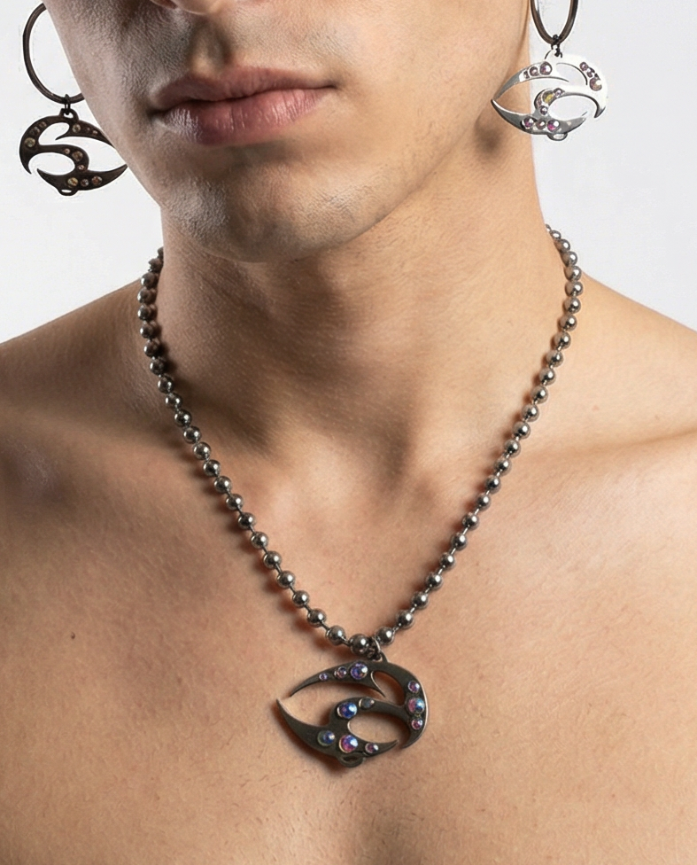 RHINESTONE ABUNDANCE NECKLACE