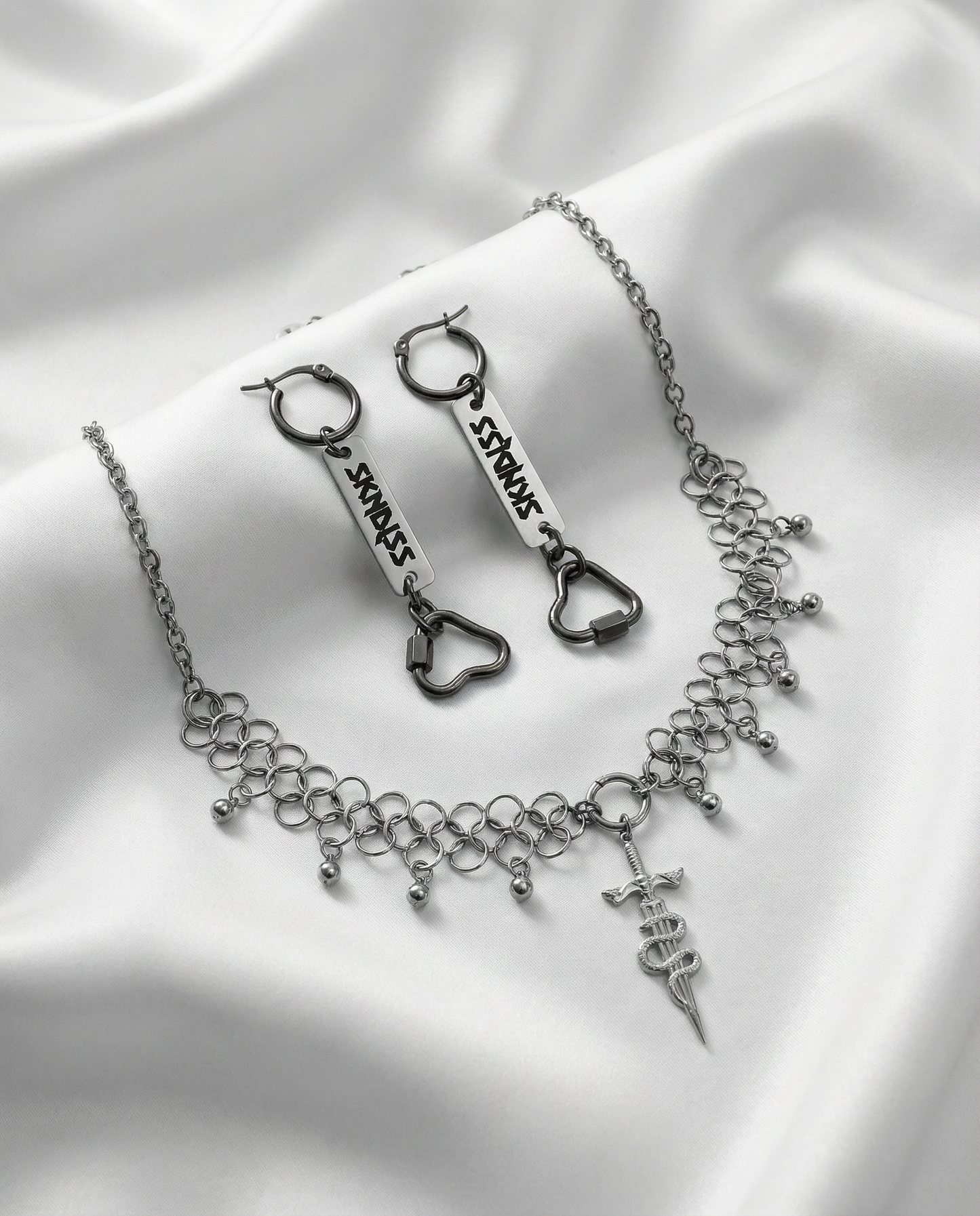 HARDWARE HEARTS 1001